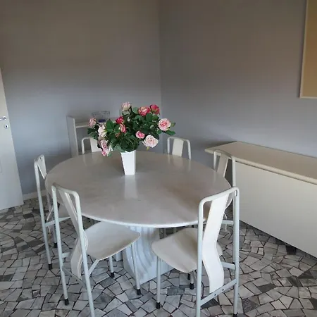 Apartment Rosa *